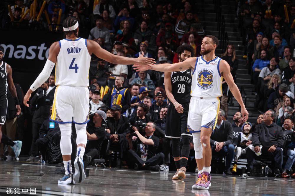 足球世界中 足球世界中