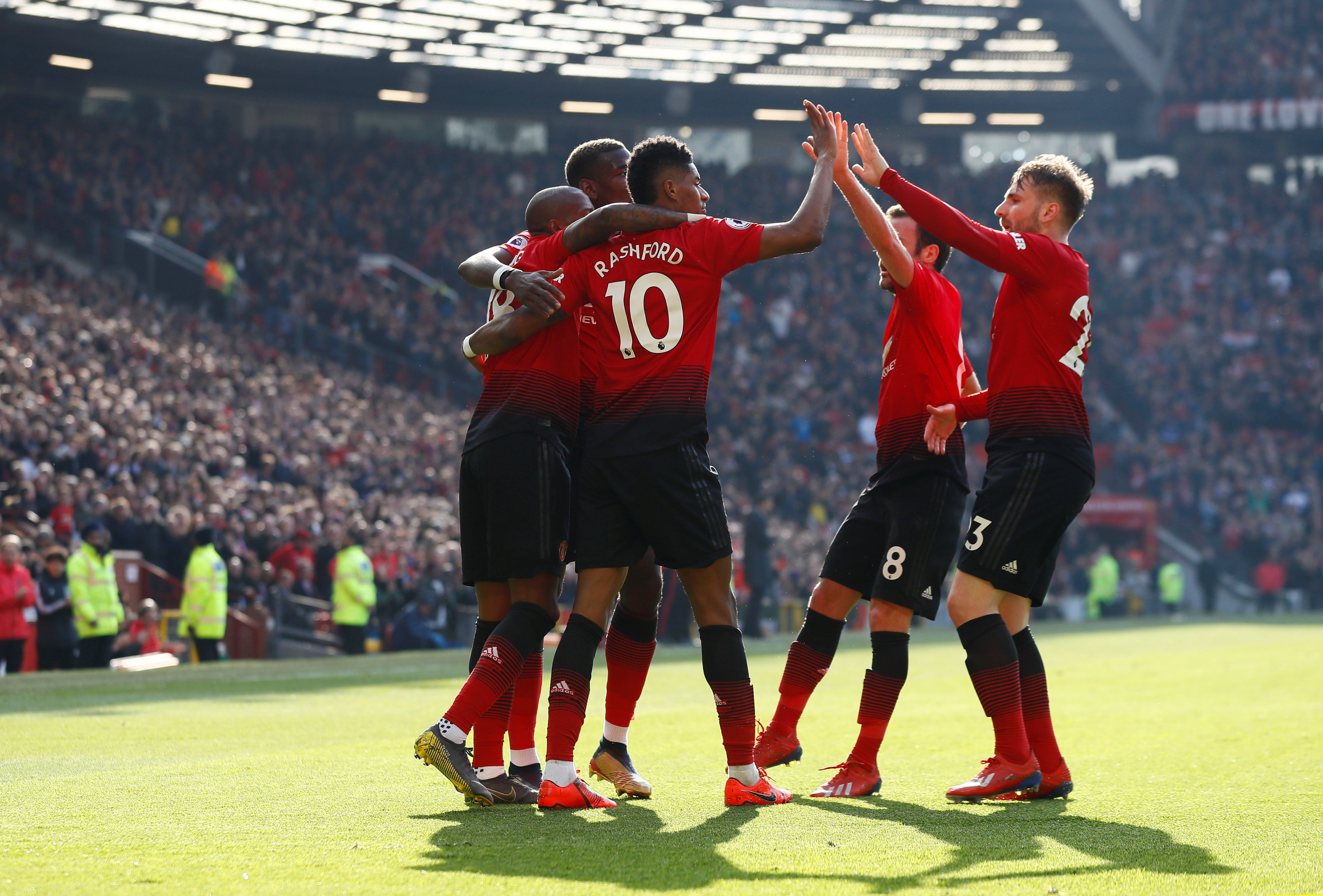 但随着足球 但随着足球